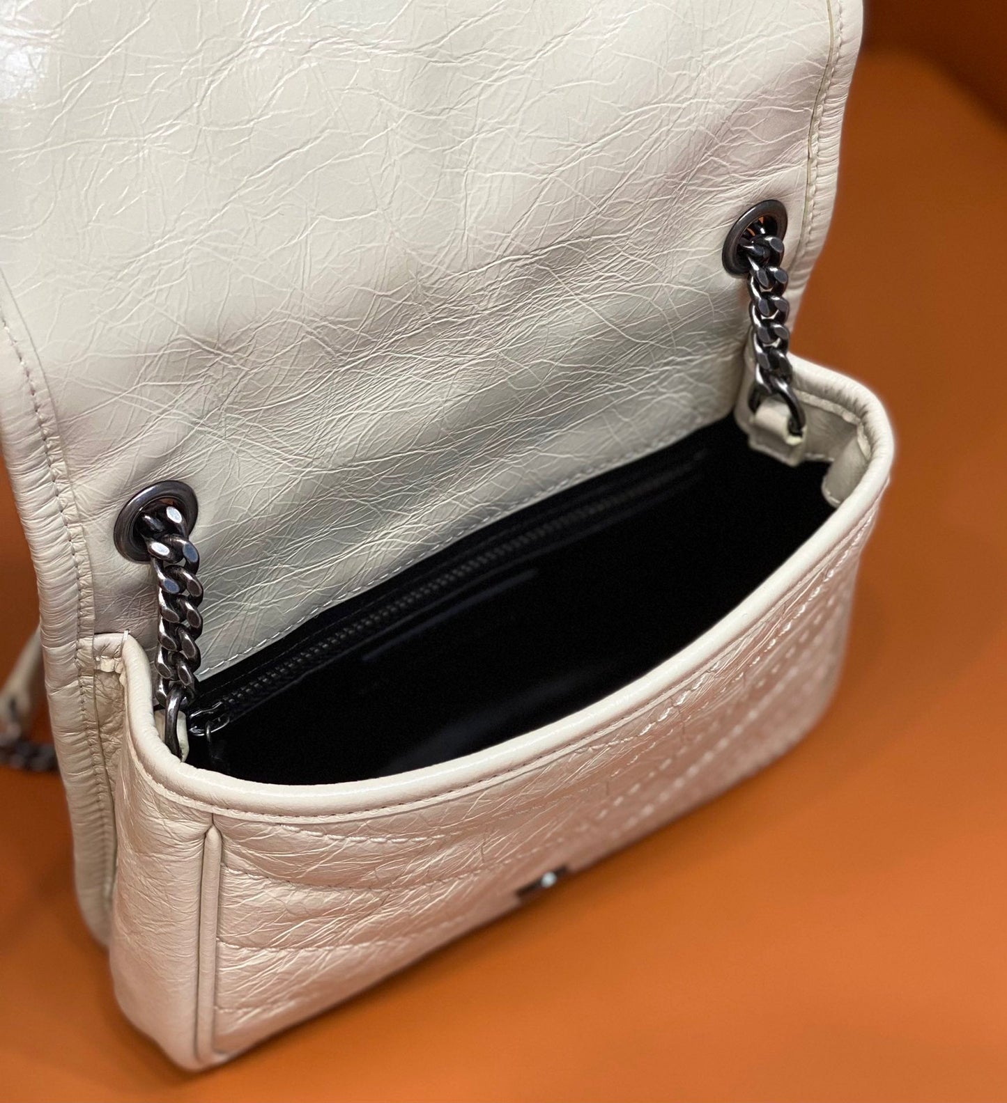 GLAMI Niki Wallets On Chain White For Women 7.5in/19cm