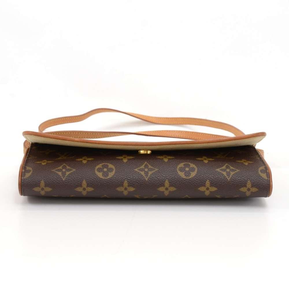 Louis Vuitto Pochette Twin GM Monogram Canvas Shoulder Bag