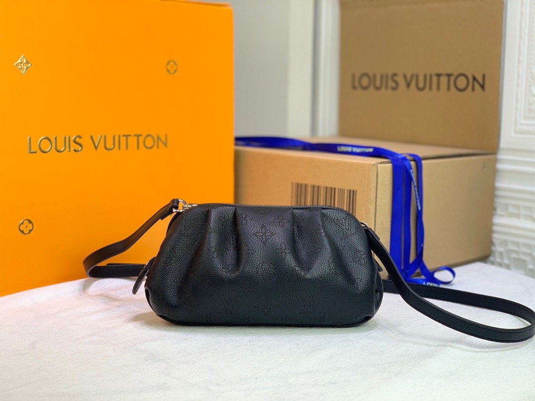 EN - New Arrival Bags LUV 122