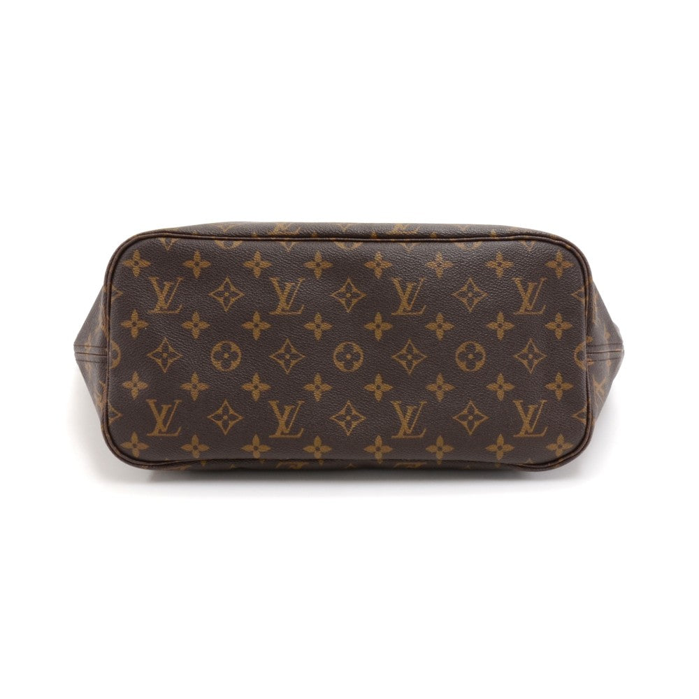 Louis Vuitto Neverfull MM Monogram Canvas Shoulder Bag