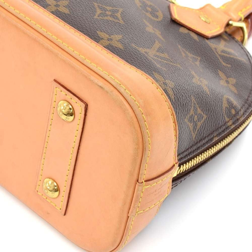 Louis Vuitto Alma BB Monogram Canvas Shoulder Bag