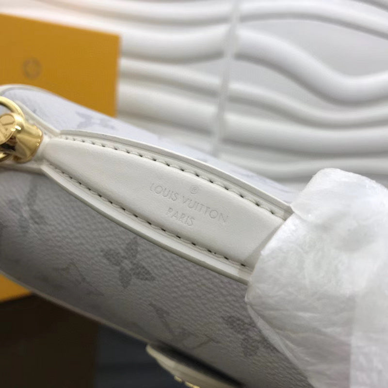LOV2 Bags - Luxurious Bags  2552