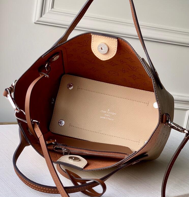 SAMC - LOV Bags - 2974