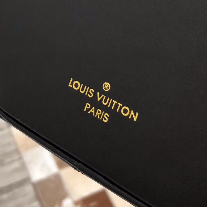 LOV2 Bags - Luxurious Bags  2631