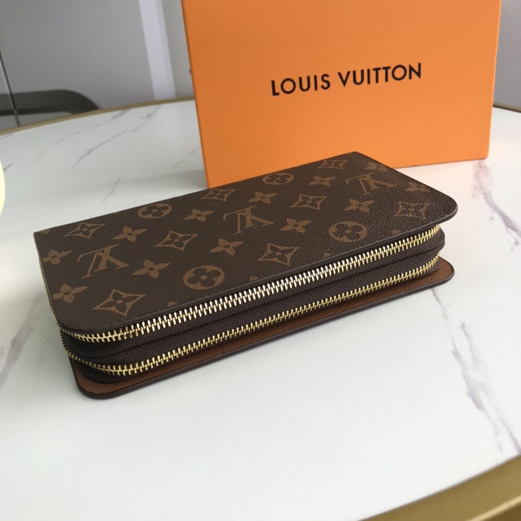 EN - New Arrival Wallet LUV 053