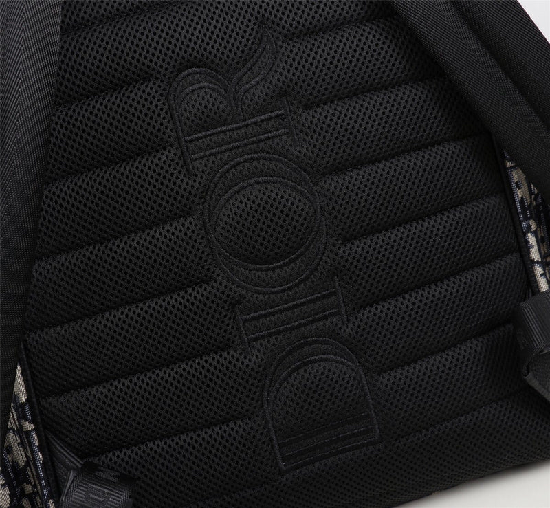 ELE - Dir Bags - 1529