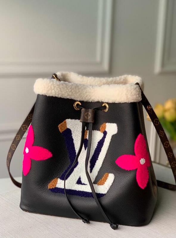 SAMC - LOV Bags - 2570