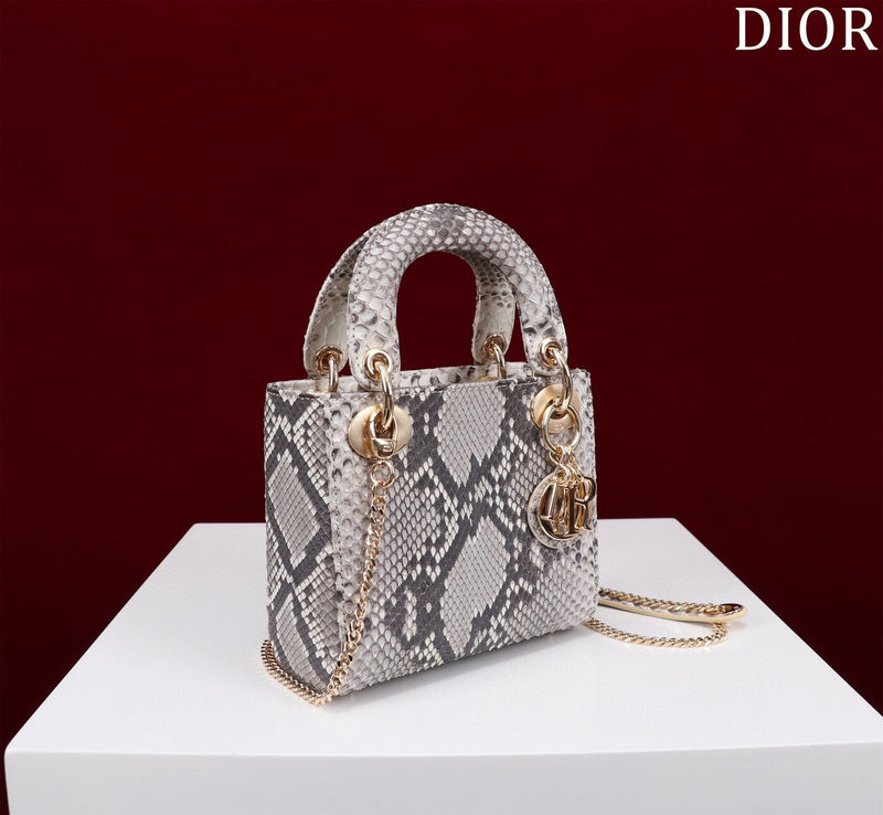 ELE - Dir Bags - 111
