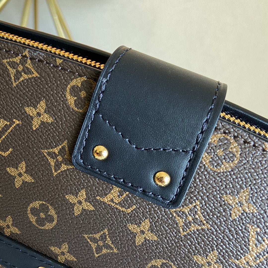 EN - New Arrival Bags LUV 144