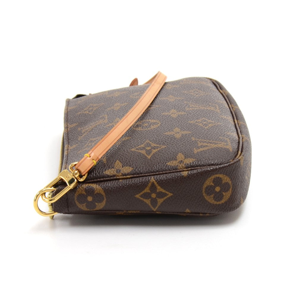 Louis Vuitto Pochette Accessoires Monogram Canvas Bag