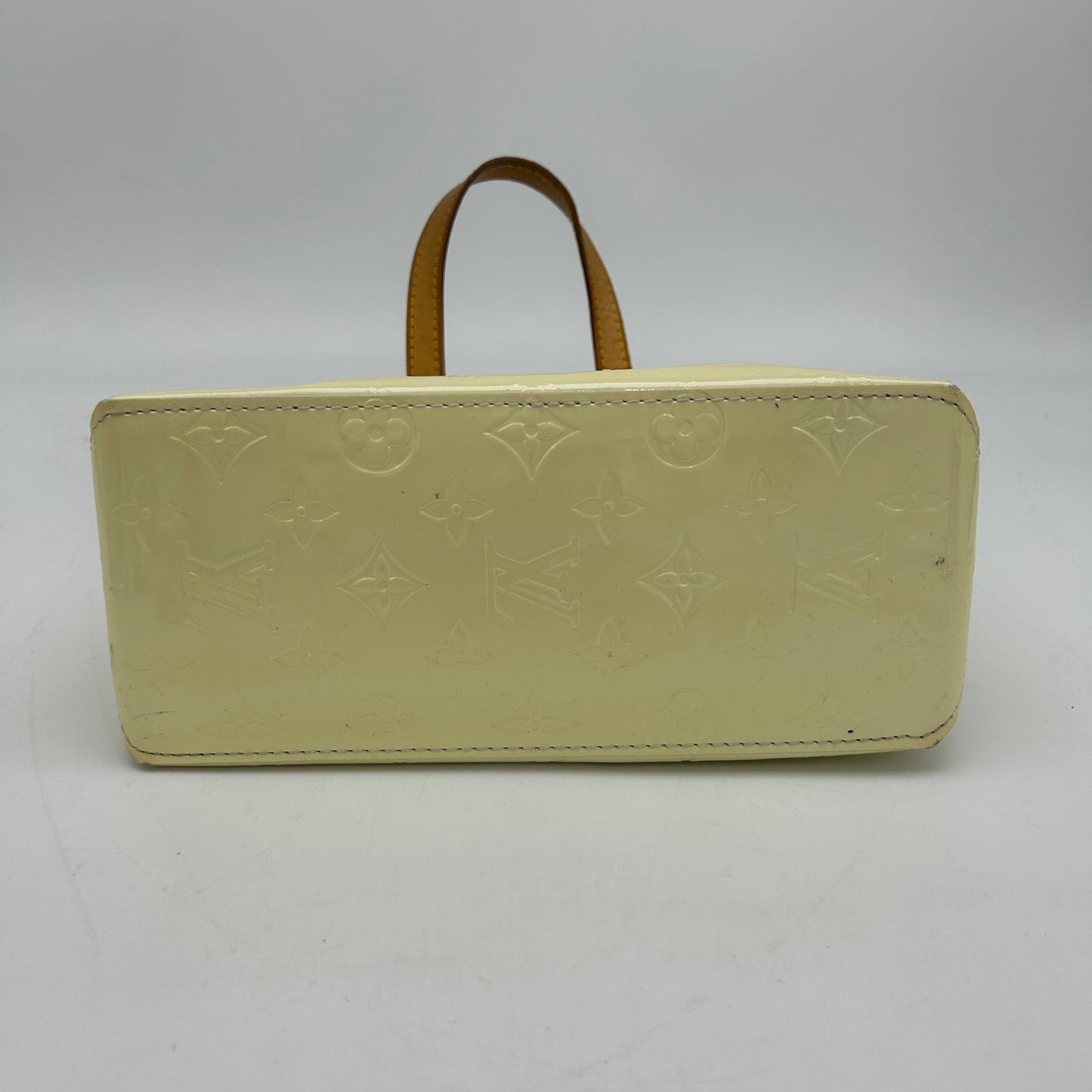 Louis Vuitton Perle Monogram Vernis Reade PM Bag