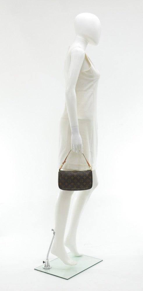 Louis Vuitto Pochette Accessoires Monogram Canvas Bag