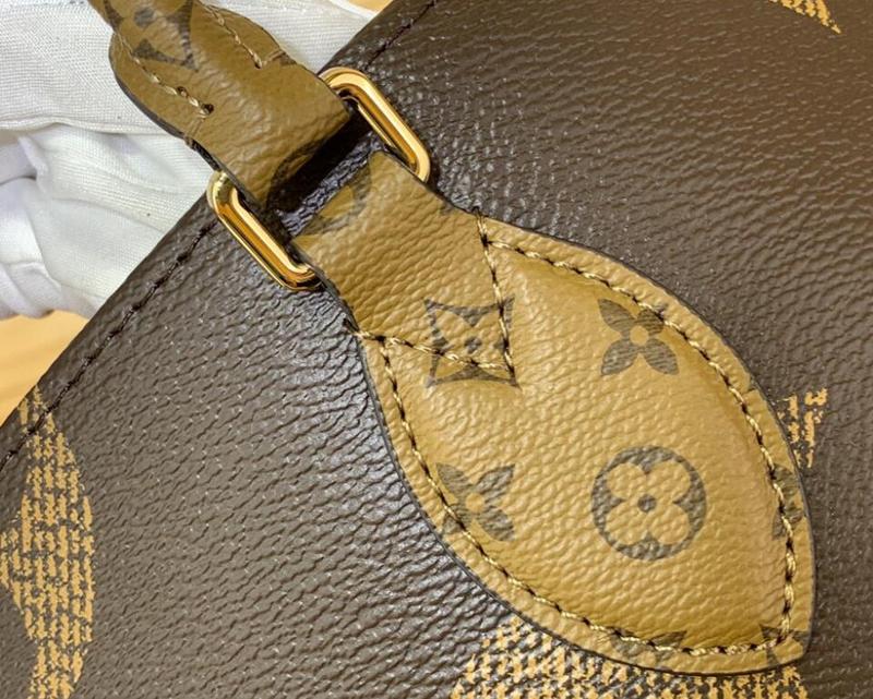 SAMC - LOV Bags - 940