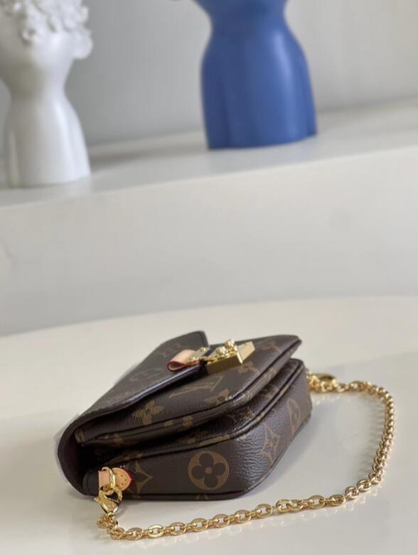 SAMC - LOV Bags - 1836