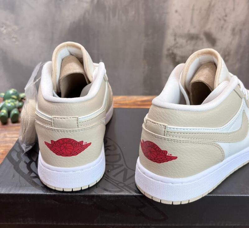 SAMC - NKE Shoes - 636
