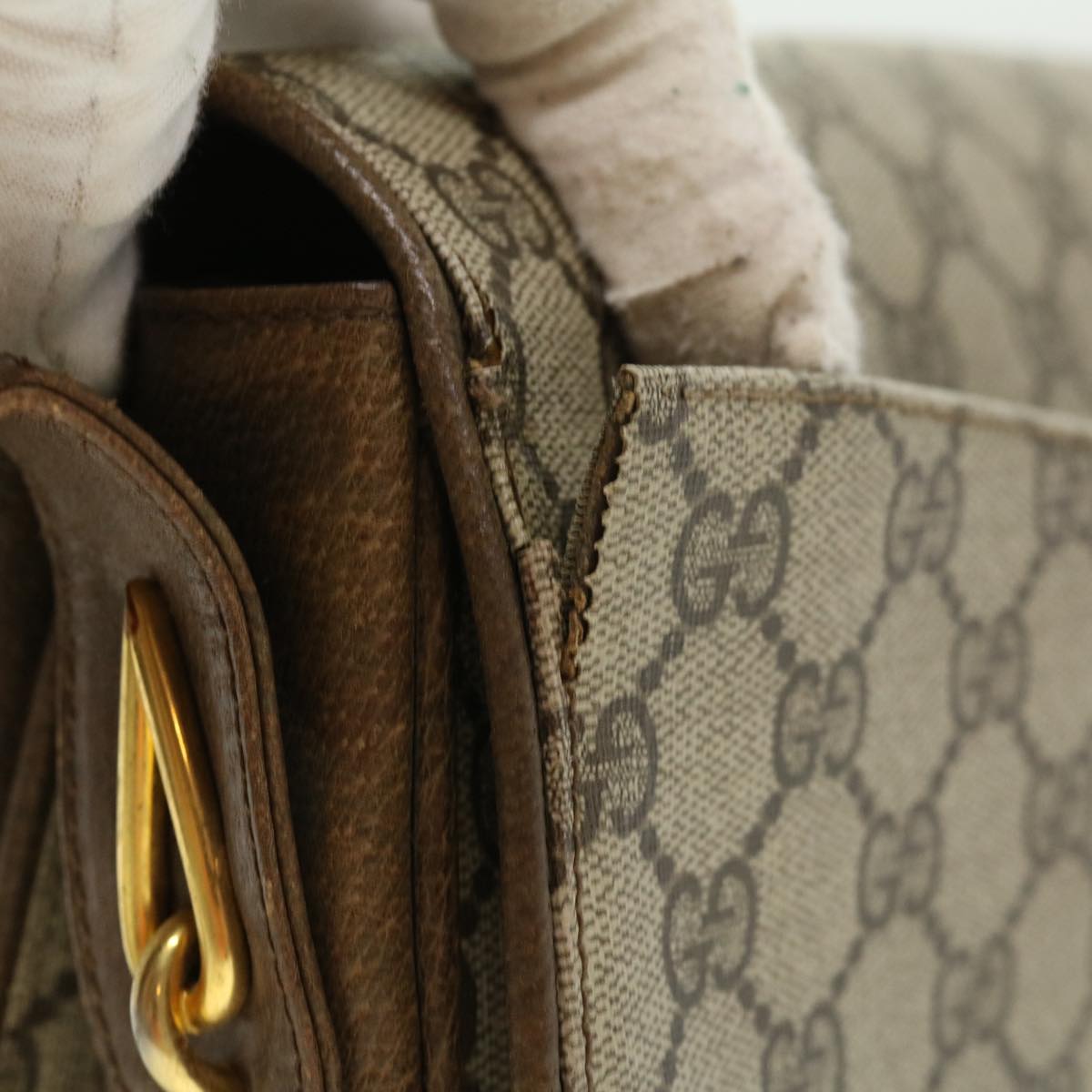 GUCCI GG Canvas Shoulder Bag PVC Leather Beige 32392