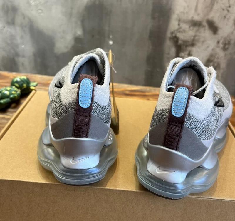 SAMC - NKE Shoes - 527