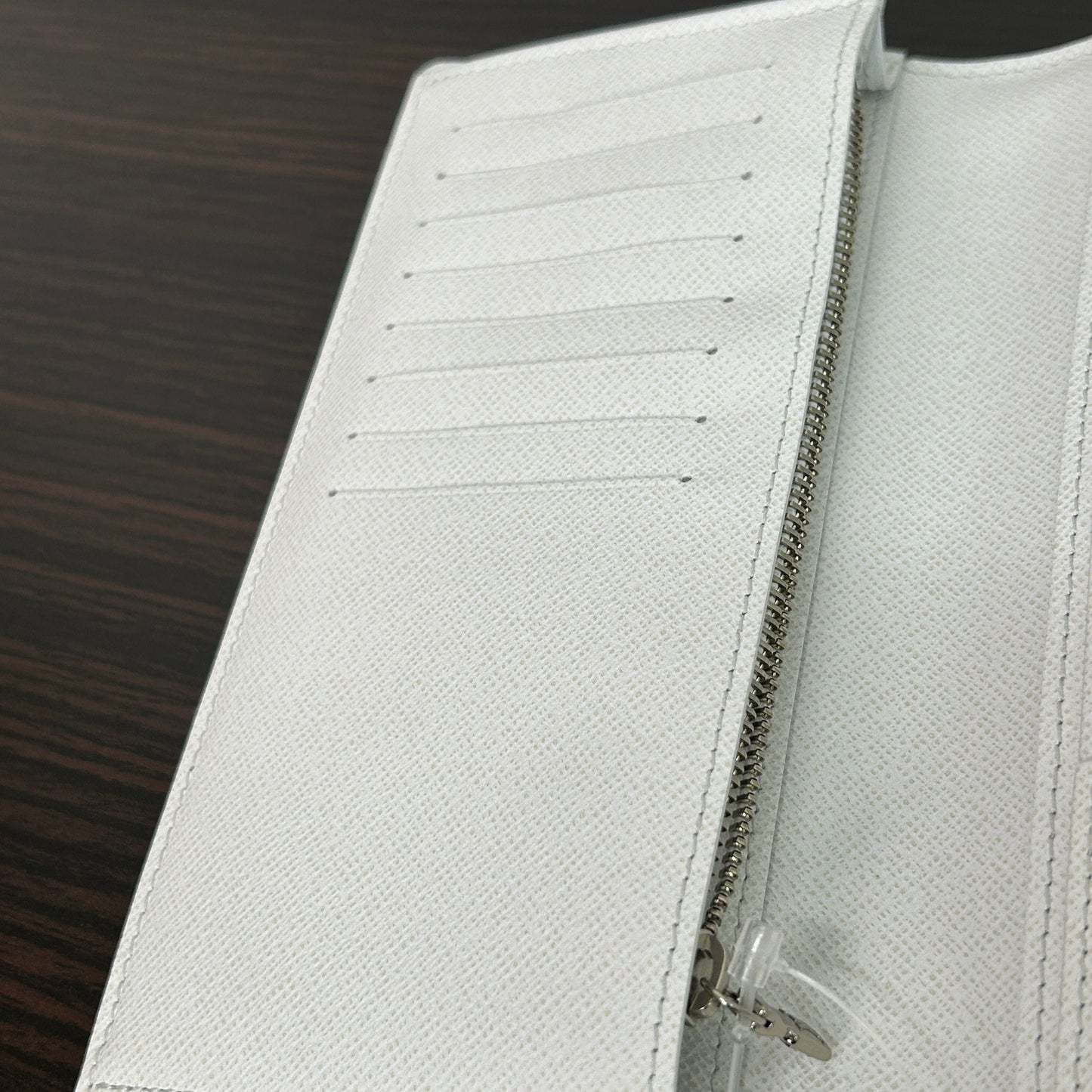 GLM-Long Wallet Portefeuille Brazza NM White Leather Patent leather LB116530