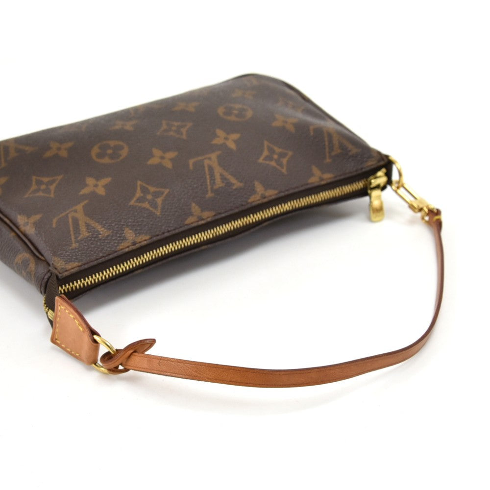 Louis Vuitto Pochette Accessoires Monogram Canvas Bag