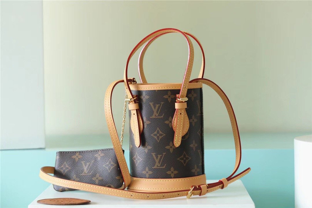 LV Nano Bucket Bag Monogram Canvas Brown For Women Brown 6.7in/17cm LVÃ‚Â 