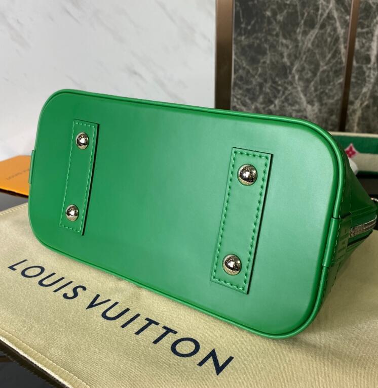 SAMC - LOV Bags - 1439