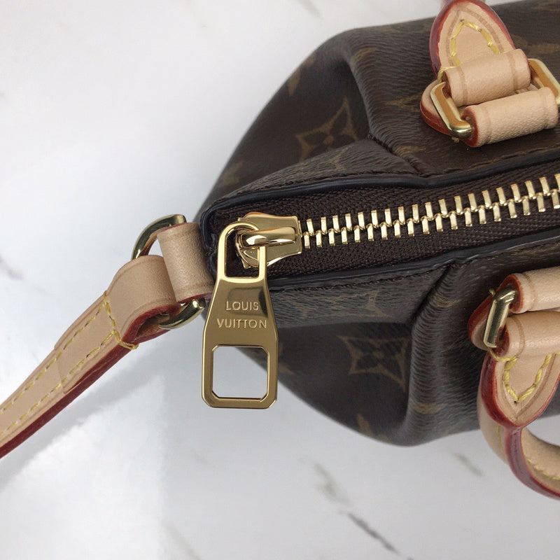 LOV2 Bags - Luxurious Bags  1089