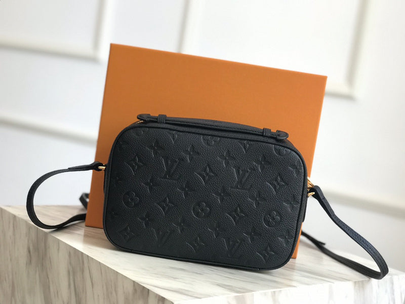 LOV2 Bags - Luxurious Bags  1053