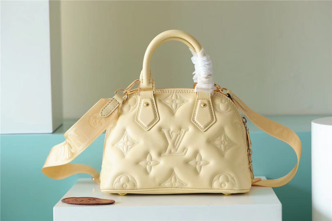 LV Alma GLAMI Banana Yellow For Women,  Shoulder And Crossbody Bags 9.6in/25cm LV M59821