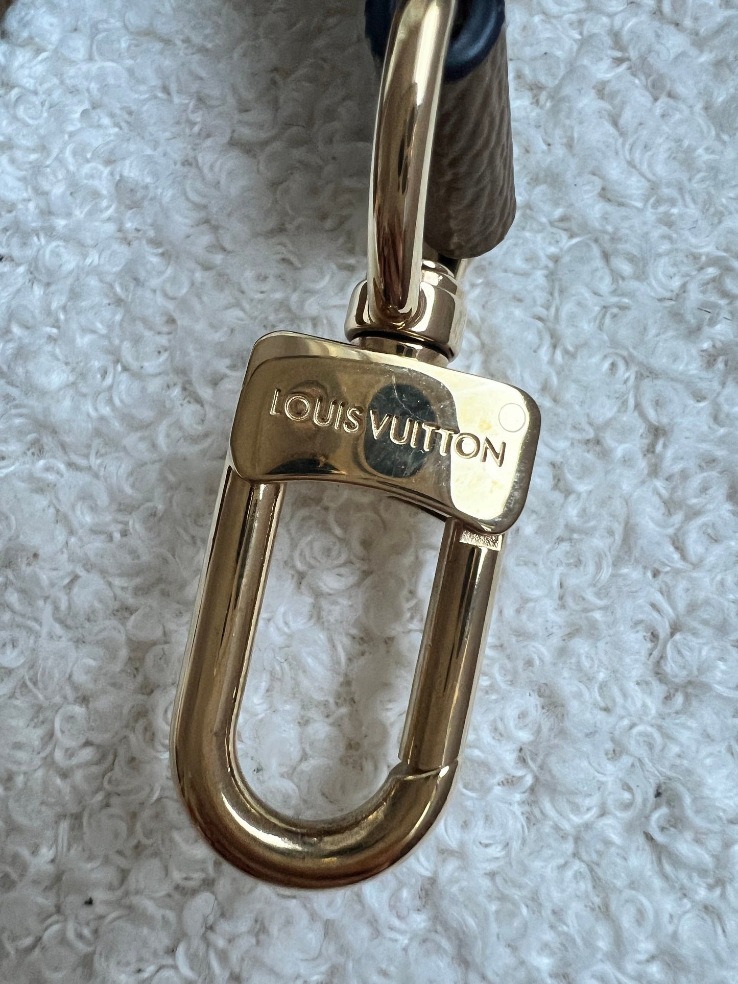 Louis Vuitton Pochette Metis Reverse Monogram (RRP £2,000)