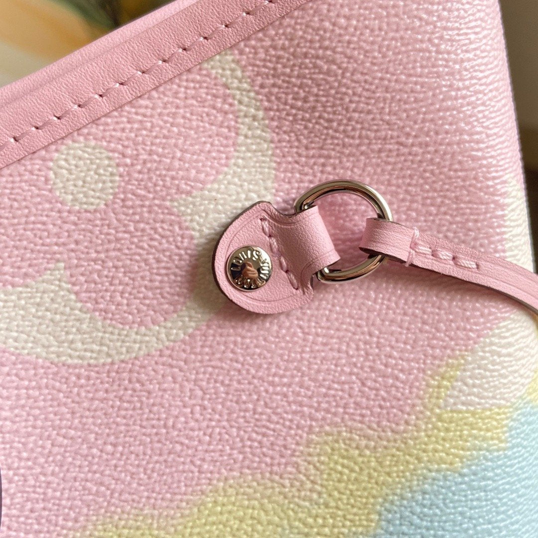 EN - New Arrival Bags LUV 163