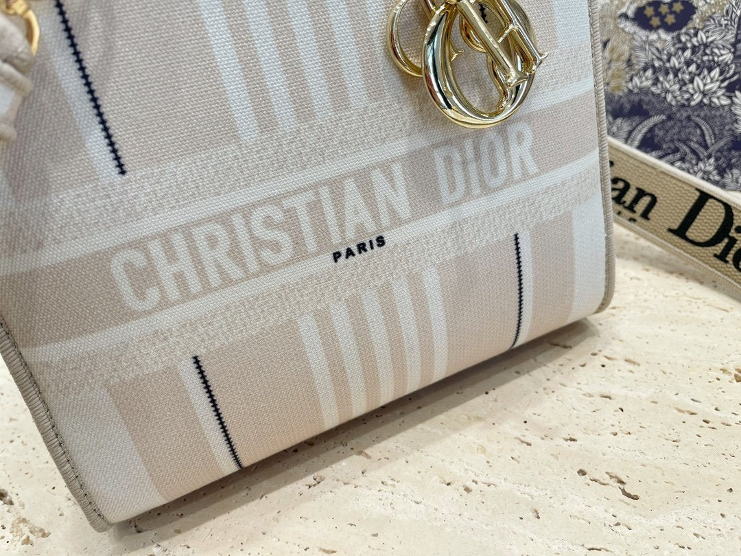 EN - New Arrival Bags DIR 330