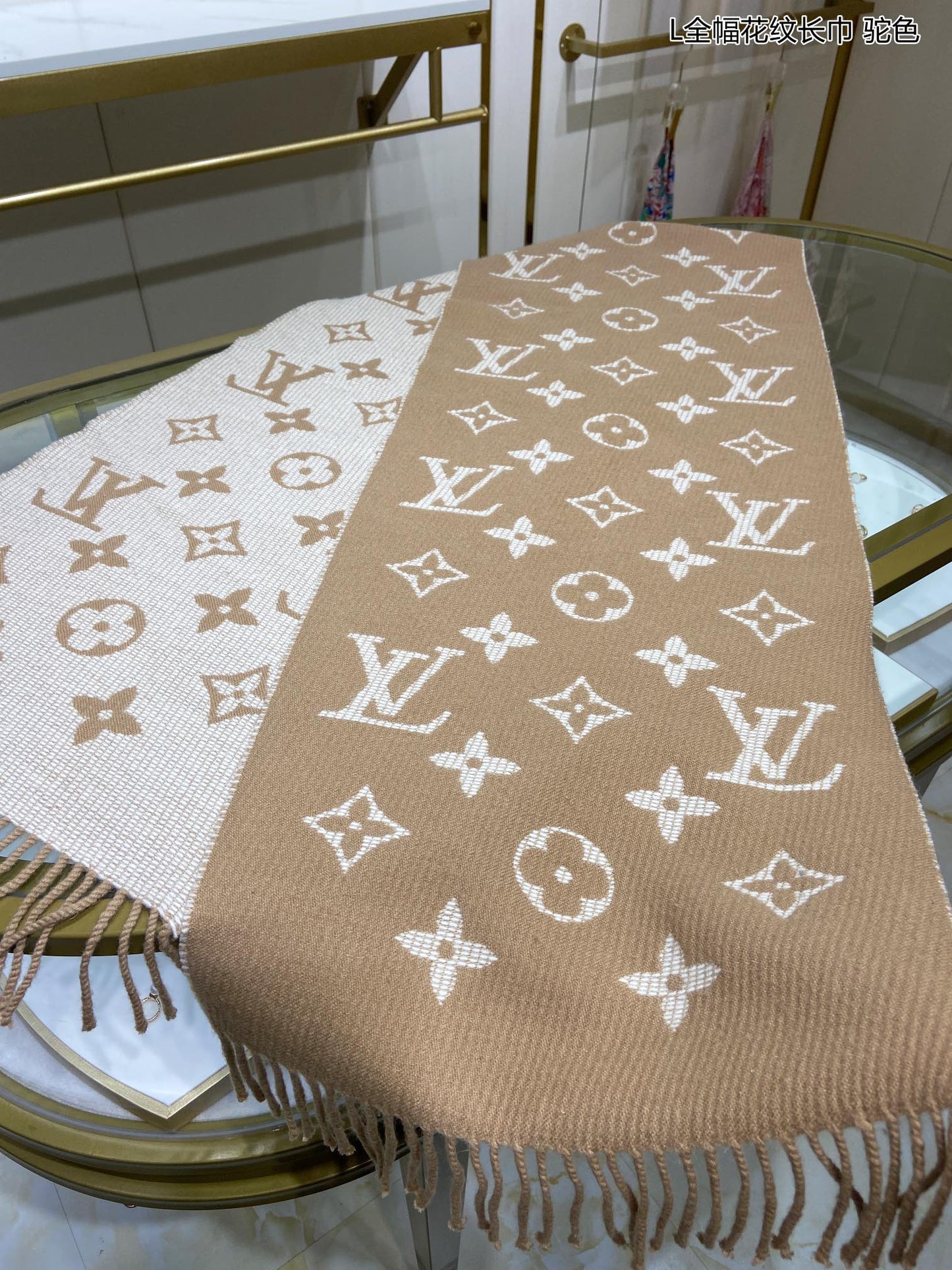 EN - Luxury LUV  Scarf 038