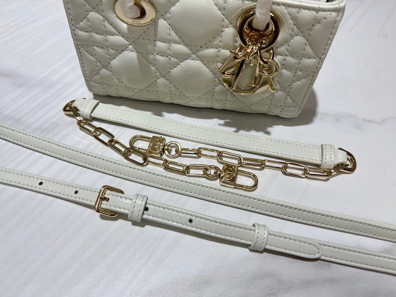 Glami Fashion - DIR Bags - 1950