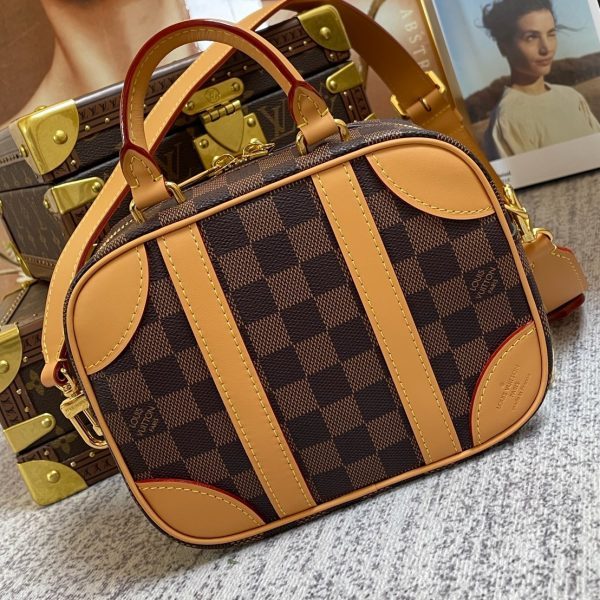 LOV2 Bags - Luxurious Bags  1402