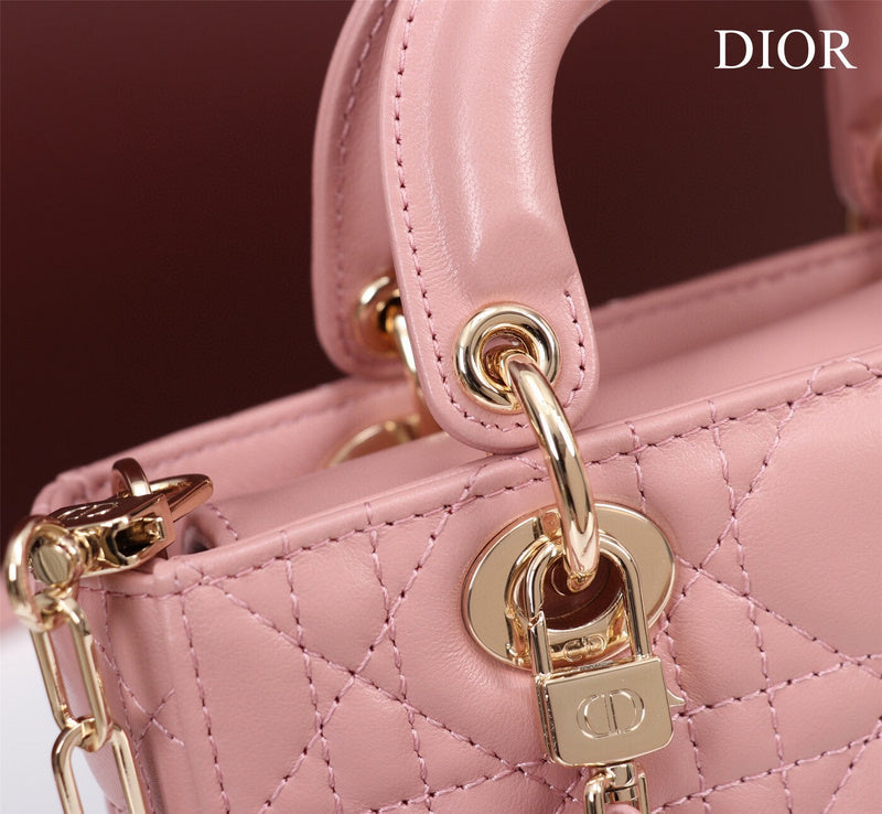 ELE - Dir Bags - 1508