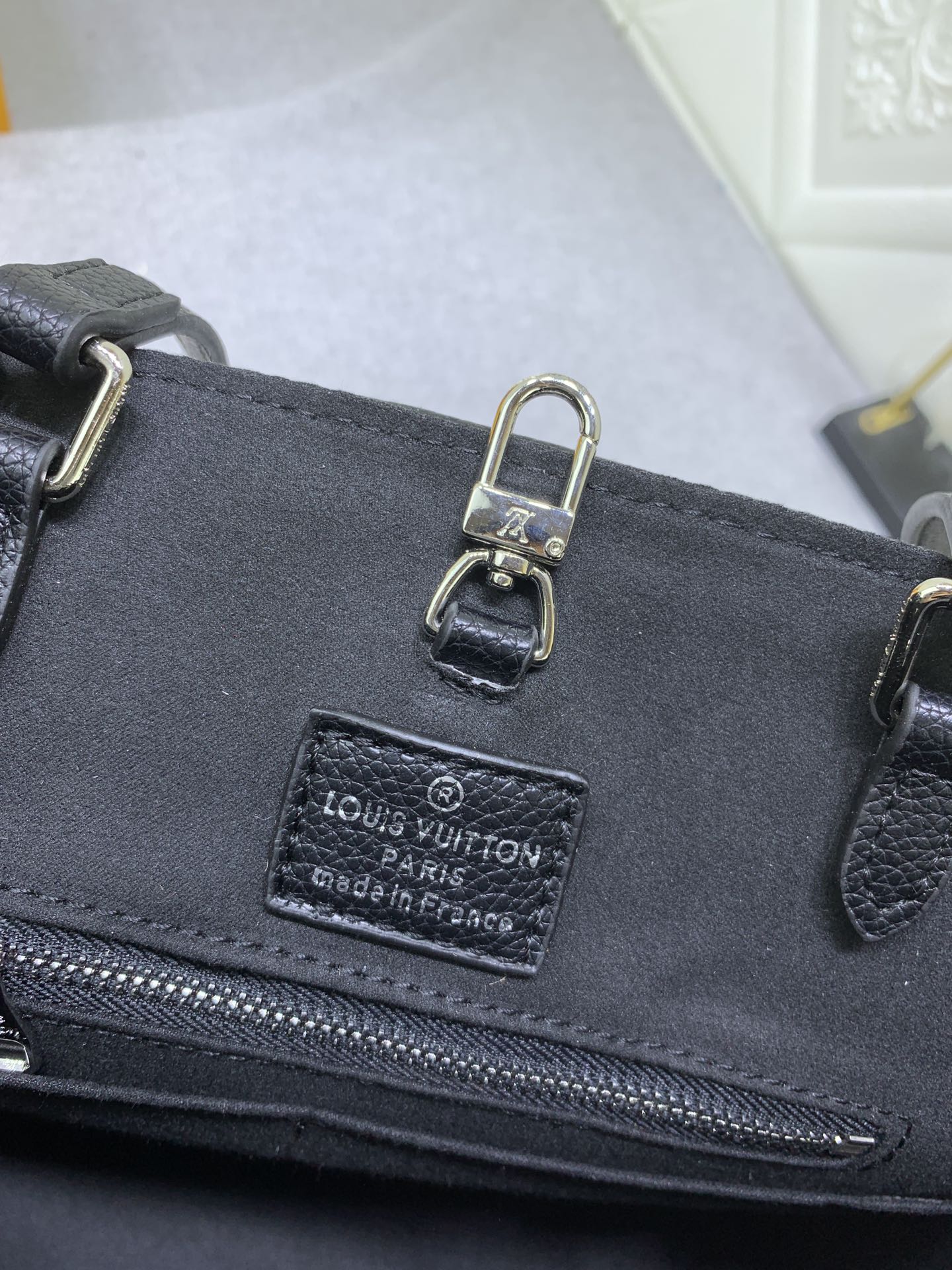 EN - New Bag LUV 635