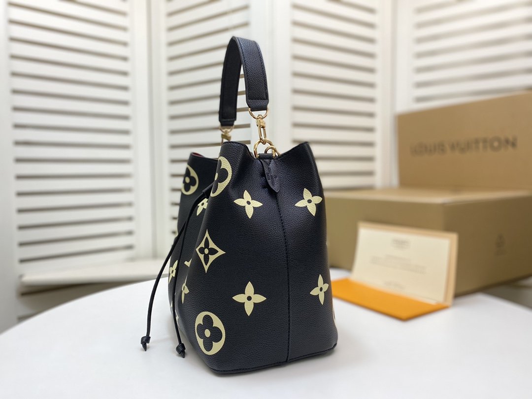 EN - New Arrival Bags LUV 103