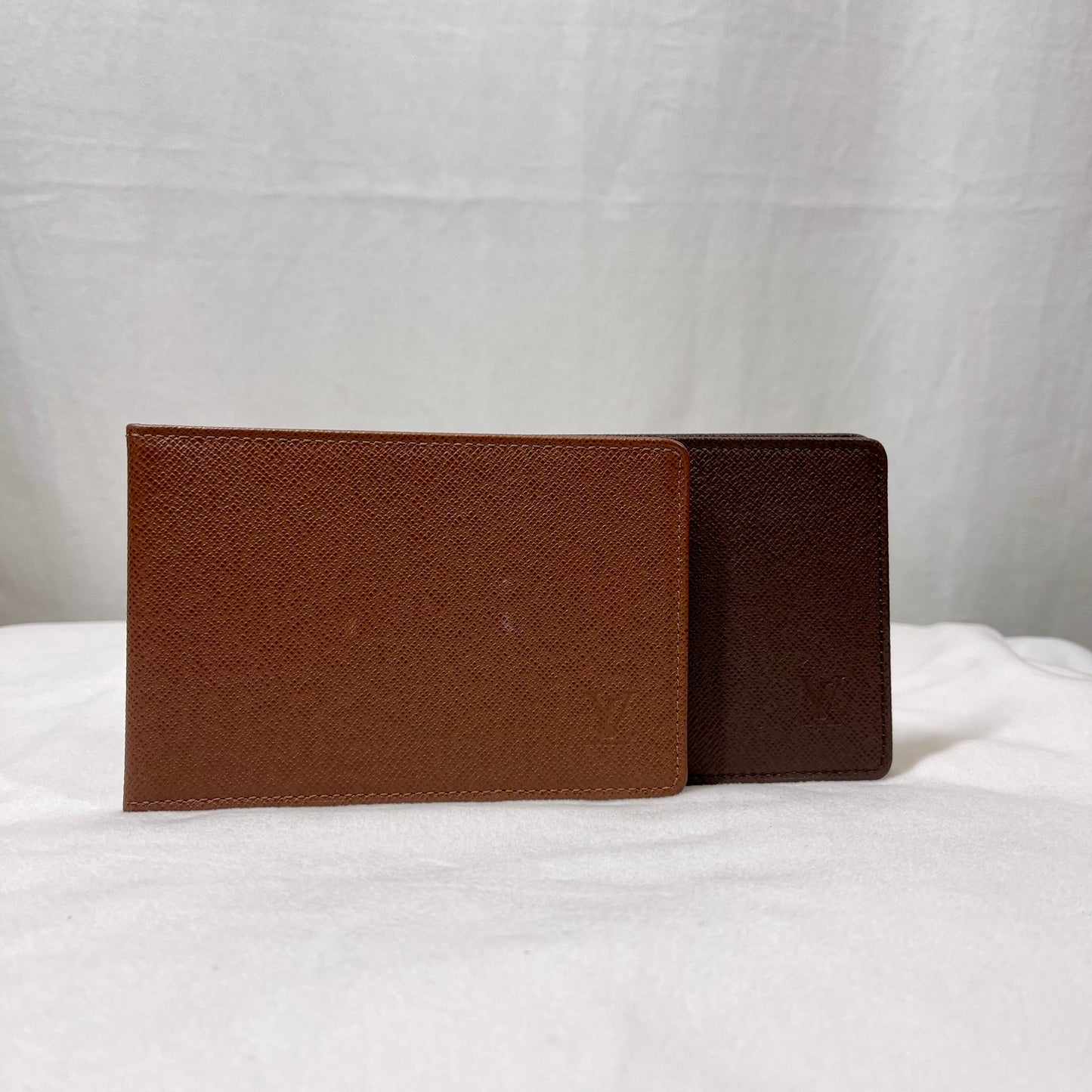 LOUIS VUITTON Brown Taiga Men's Wallet Set TS3695