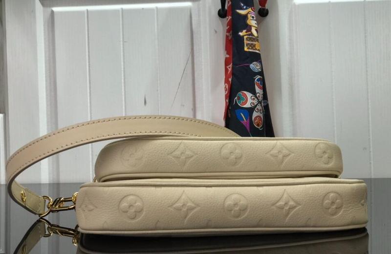 SAMC - LOV Bags - 2455