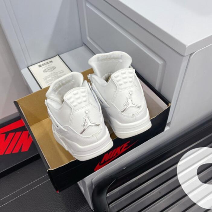 SAMC - NKE Shoes - 1633
