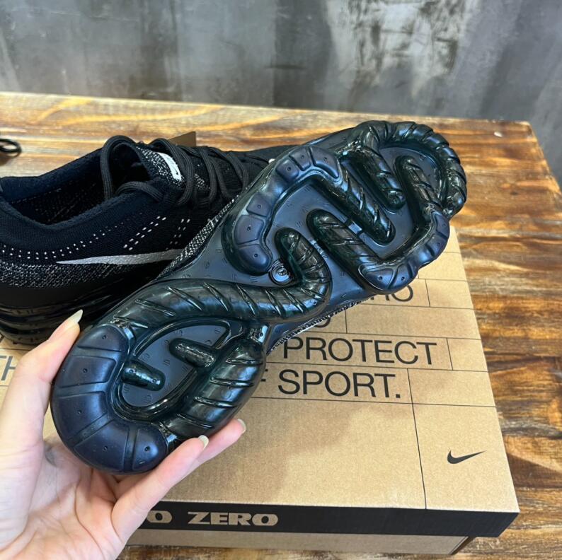 SAMC - NKE Shoes - 426