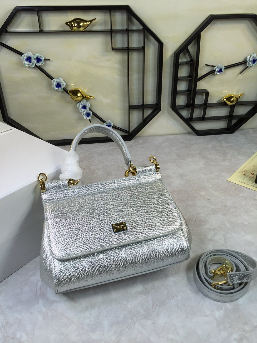 GLAMI MeGLAMIum Sicily Handbag In Dauphine Silver For Women 10.2in/26cm GLAMI