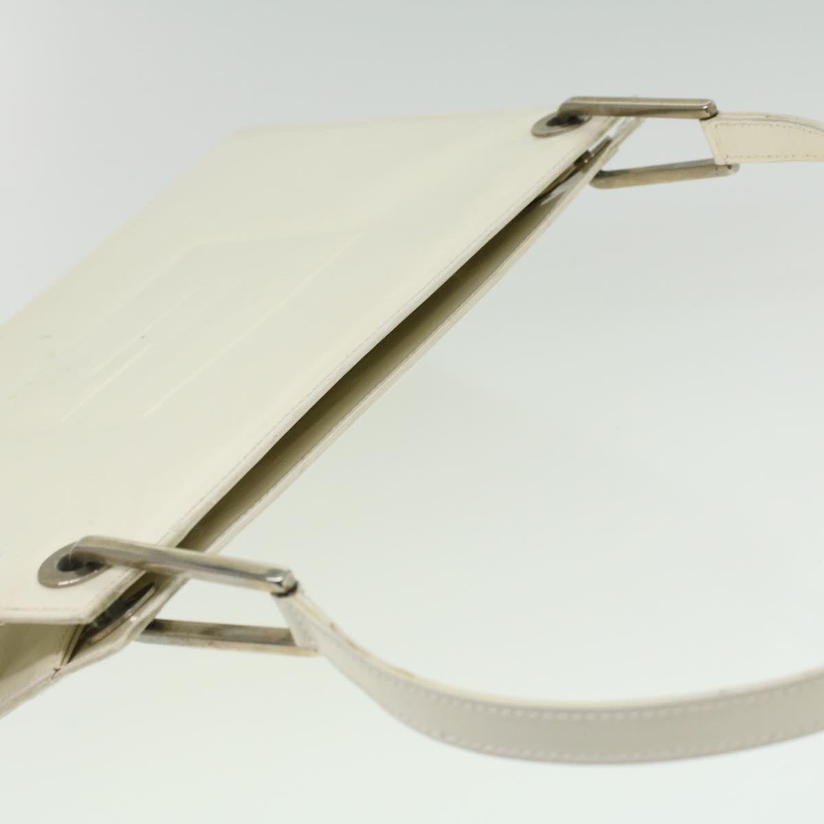 GUCCI Shoulder Bag Enamel White 36383