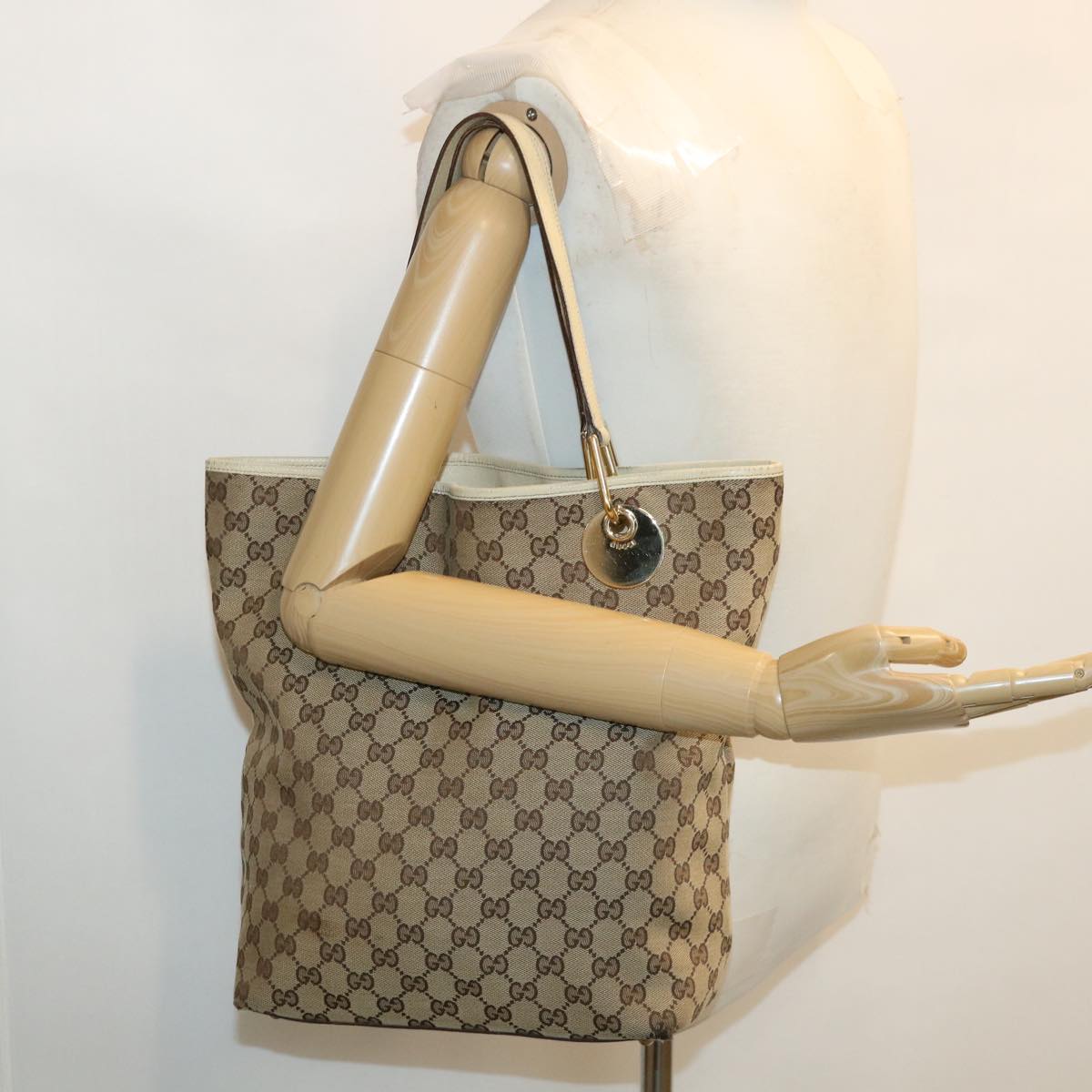 GUCCI GG Canvas Hand Bag Beige Brown 120836 36429