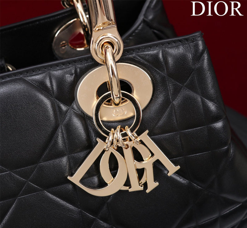 ELE - Dir Bags - 1424