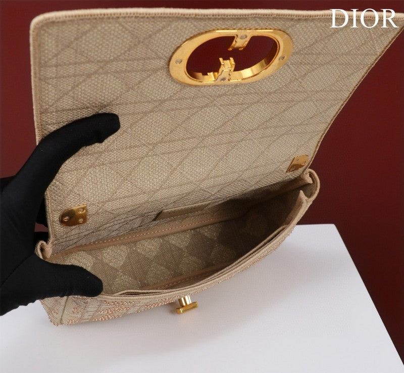 Glami Fashion - DIR Bags - 2016