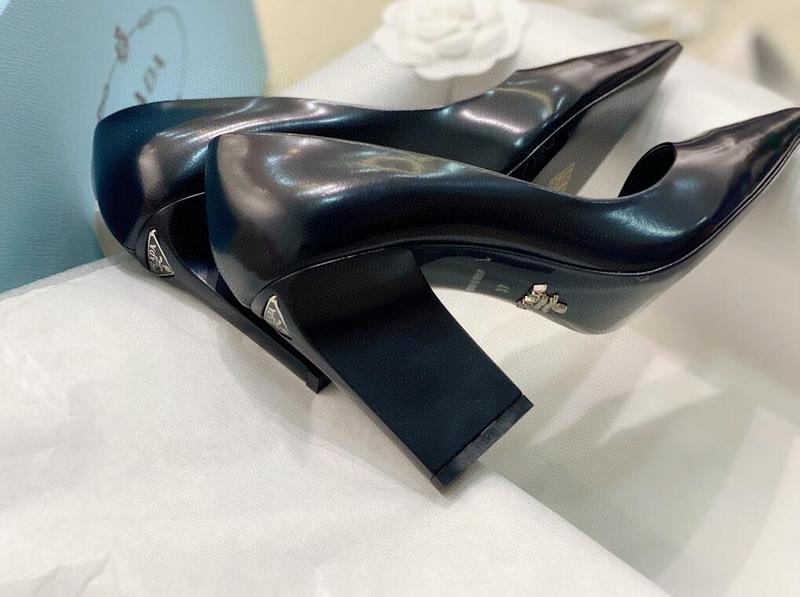 GlamyWomen Shoes - 569