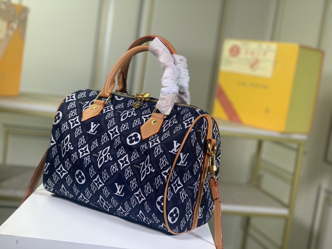 EN - New Arrival Bags LUV 110