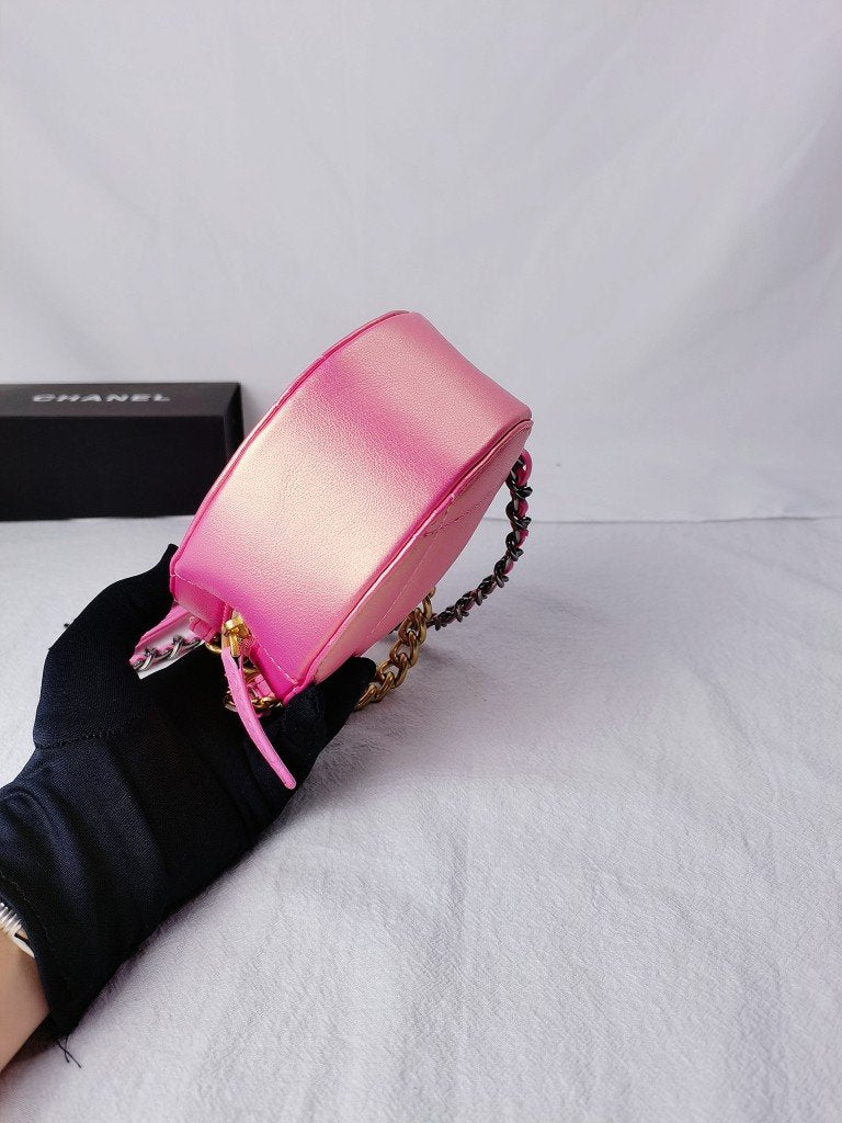 Designer bags by Chanel 227