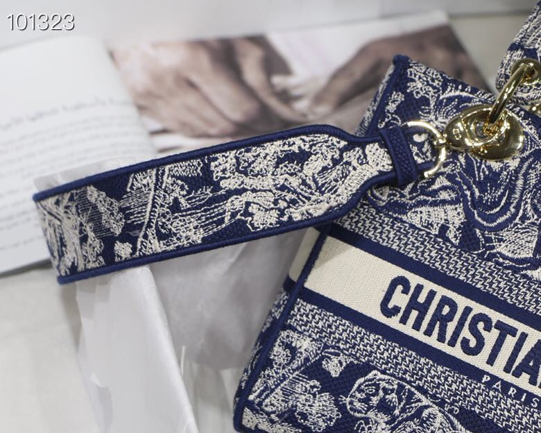 ELE - Dir Bags - 085